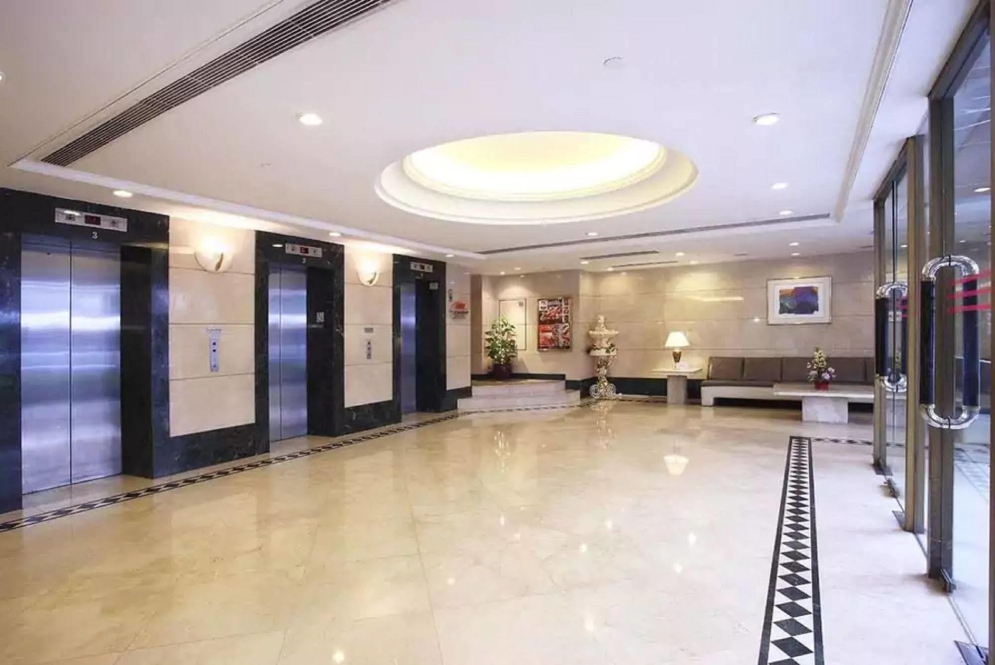 The South China Hotel Hongkong Kültér fotó